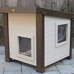 New Age Pet Feral Cat House