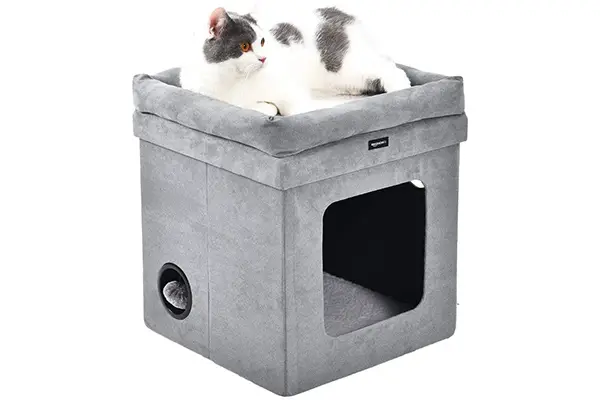 AmazonBasics Collapsible Cat House with Bed