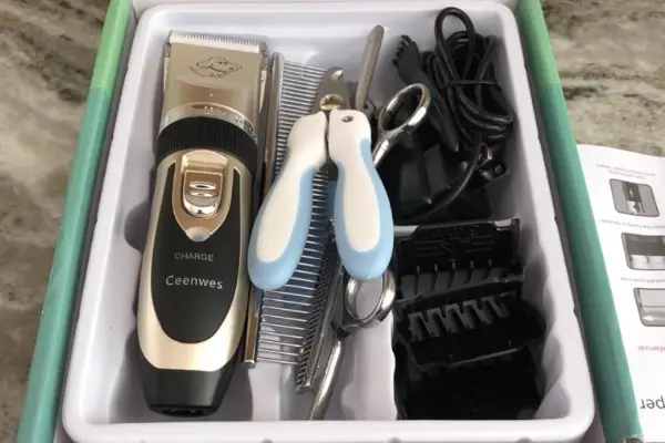 Ceenwes Rechargeable Cordless Dog Grooming Clippers